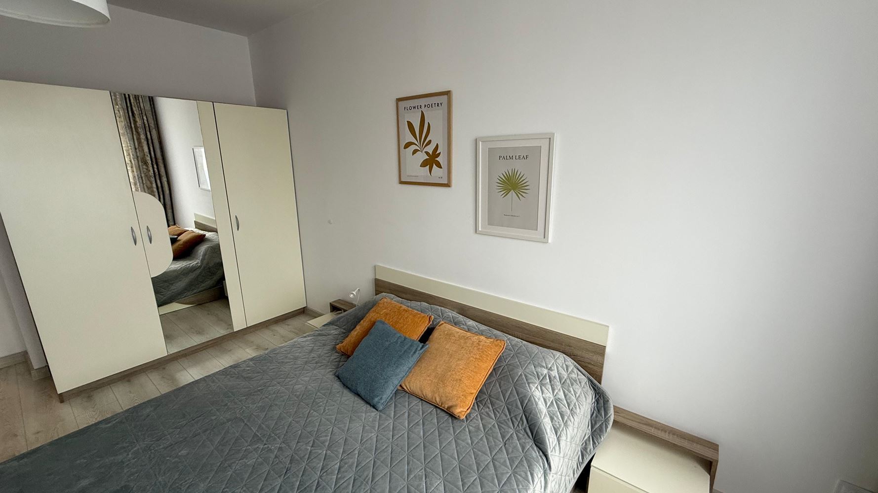 Przestronne i nowoczesne mieszkanie z jedną sypialnią z pełnym wyposażeniem w Pomorie