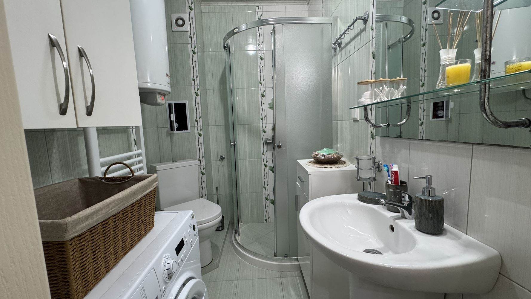 Apartament z jedną sypialnią w Starym Mieście w Pomorie – bez opłaty za utrzymanie, doskonała nieruchomość w malowniczej okolicy