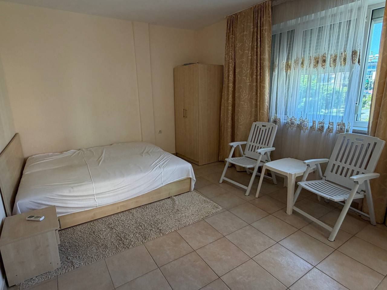 Przestronny apartament z dwiema sypialniami 200 m od plaży w Słonecznym Brzegu – z niską opłatą za utrzymanie