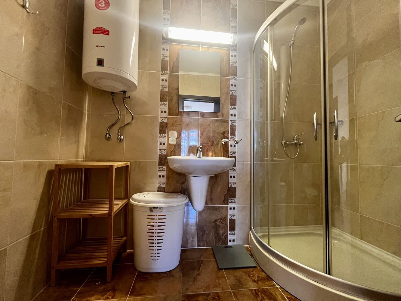 Przestronny apartament z dwiema sypialniami w Nesebyrze – w pełni umeblowany i gotowy do zamieszkania