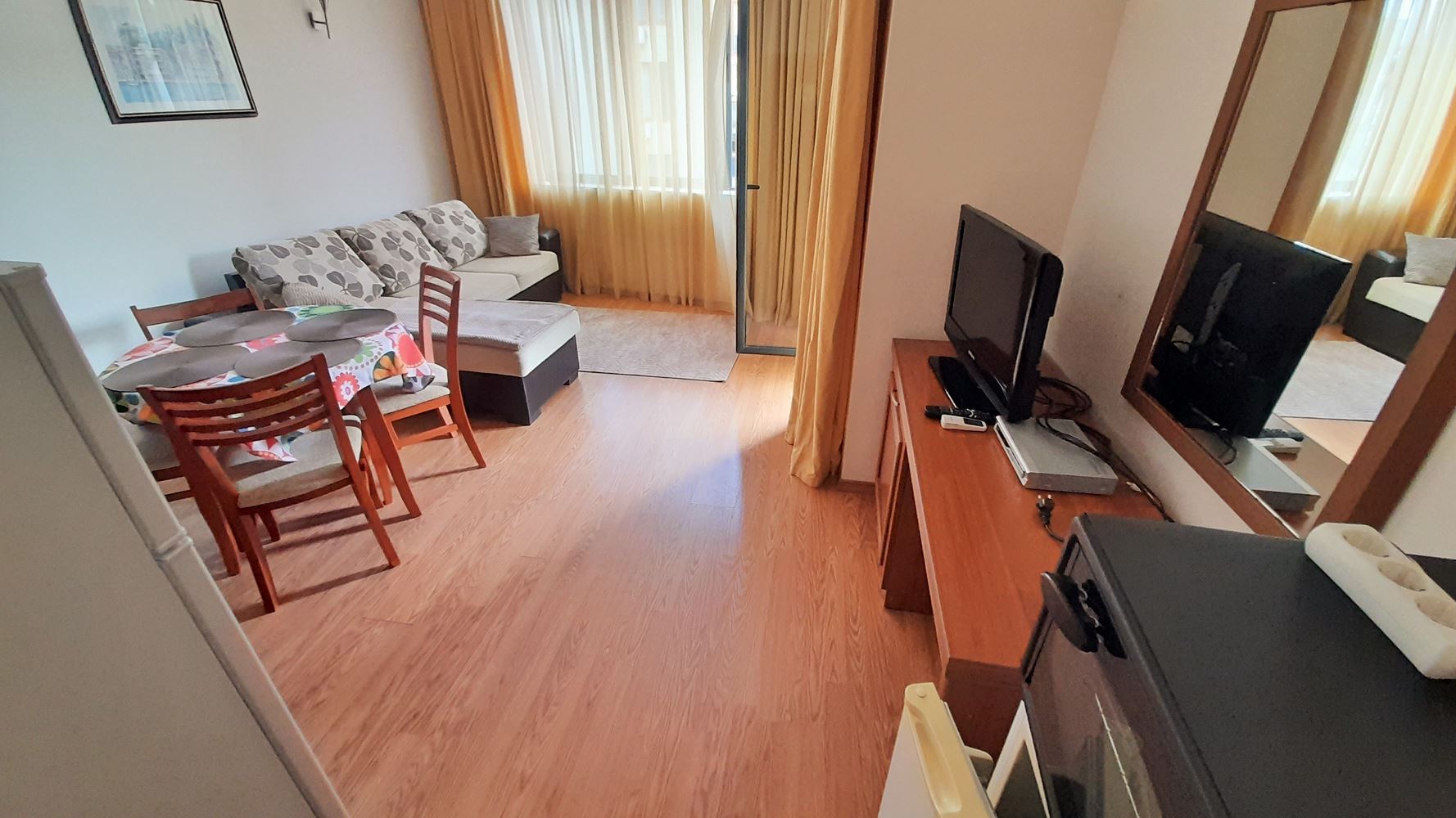 Przestronny apartament z jedną sypialnią w Słonecznym Brzegu – doskonały wybór jako dom i inwestycja