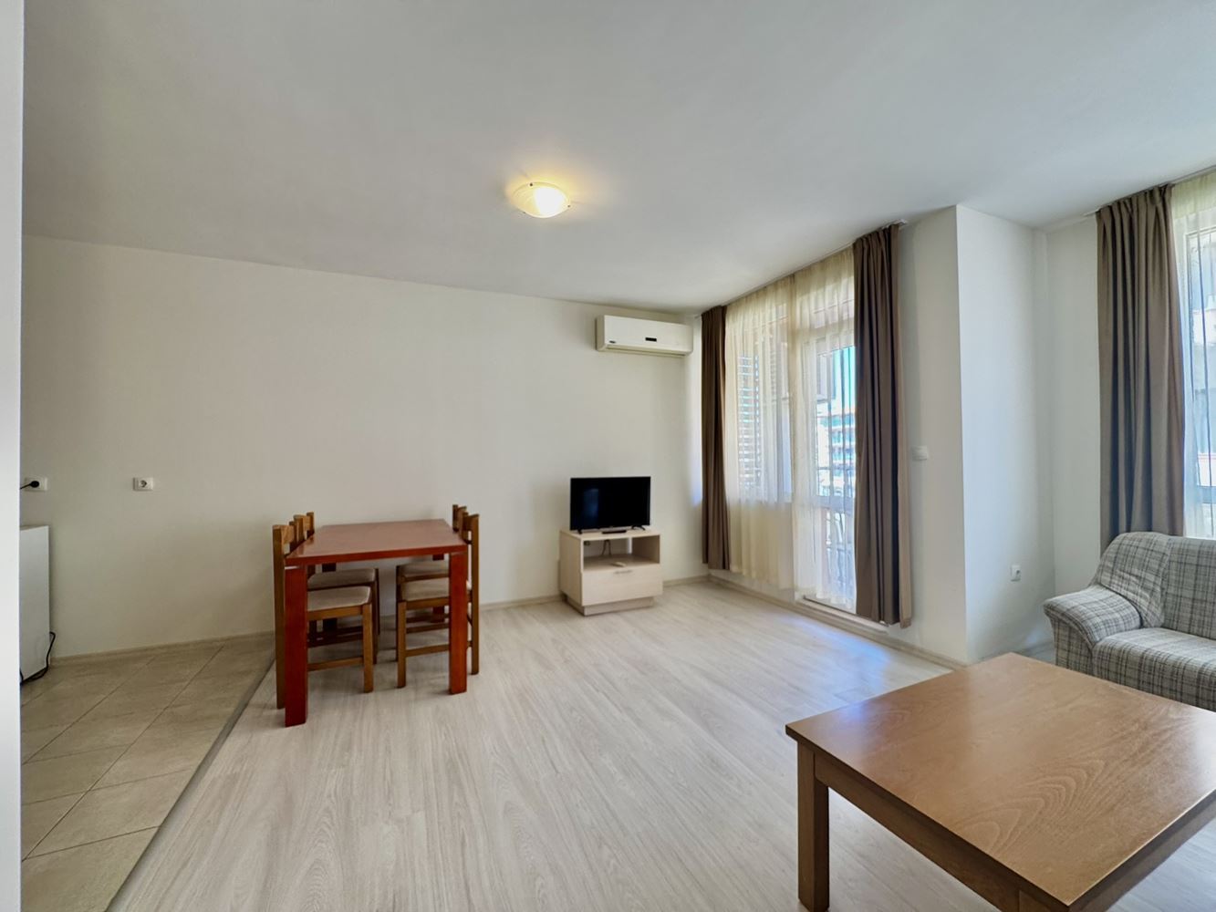 Odkryj swój nowy dom nad morzem - apartament z dwiema sypialniami w centralnej części Słonecznego Brzegu