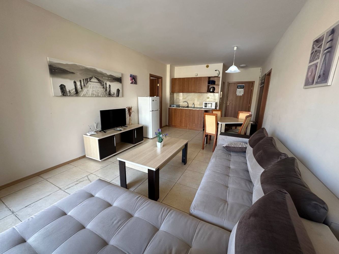 Luksus nad morzem w pierwszej linii – przestronny apartament z dwiema sypialniami i widokiem na morze w Aheloy
