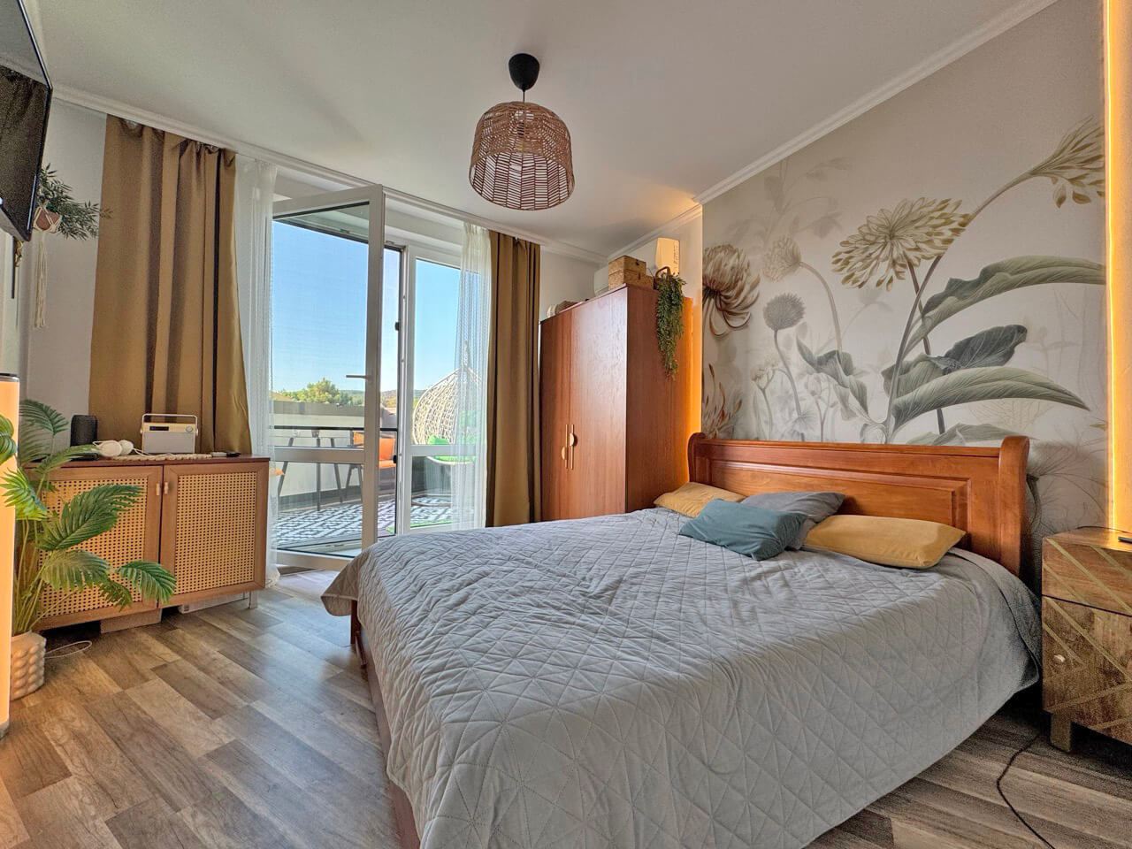 Apartament z nowoczesnym wyposażeniem i dużym tarasem 200 m od plaży w Słonecznym Brzegu