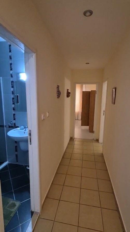 Przestronne mieszkanie z dwiema sypialniami w Słonecznym Brzegu – w pełni umeblowane, doskonała lokalizacja i gotowe na dochodową inwestycję