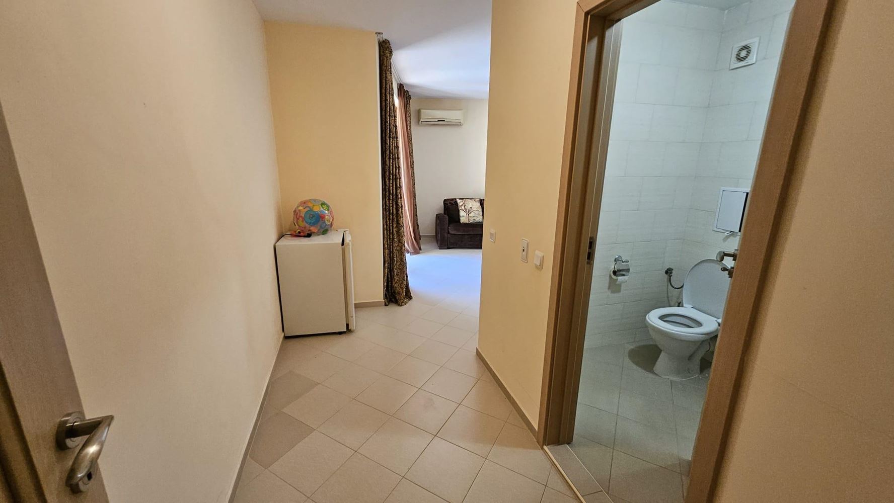 Przestronny apartament z jedną sypialnią z widokiem na basen w nowoczesnym kompleksie w Słonecznym Brzegu