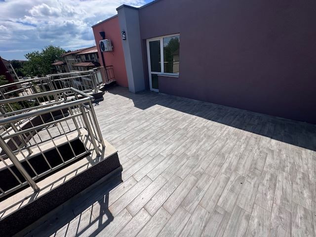 Nowe budownictwo w Słonecznym Brzegu - duży apartament z dwiema sypialniami bez miesięcznych opłat!