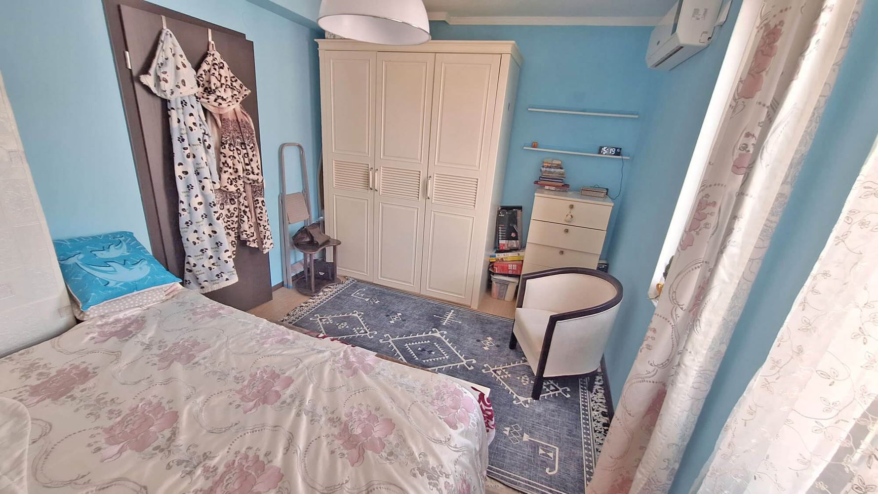 Stylowy apartament z jedną sypialnią 300 metrów od morza w Sveti Vlas