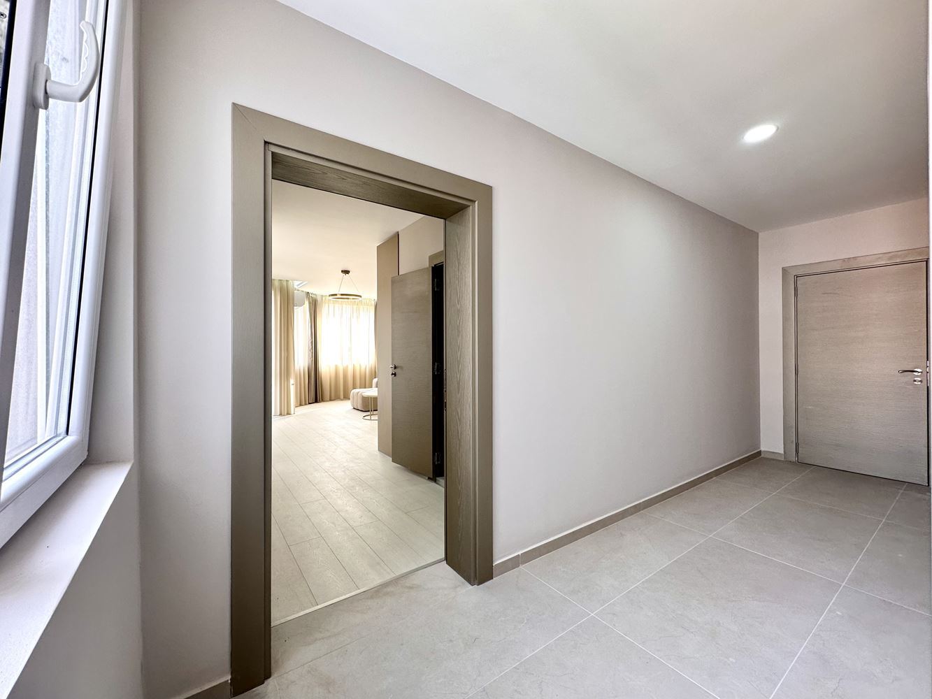 Przytulne mieszkanie z jedną sypialnią z widokiem na basen i tereny zielone w Słonecznym Brzegu – gotowe do użytku