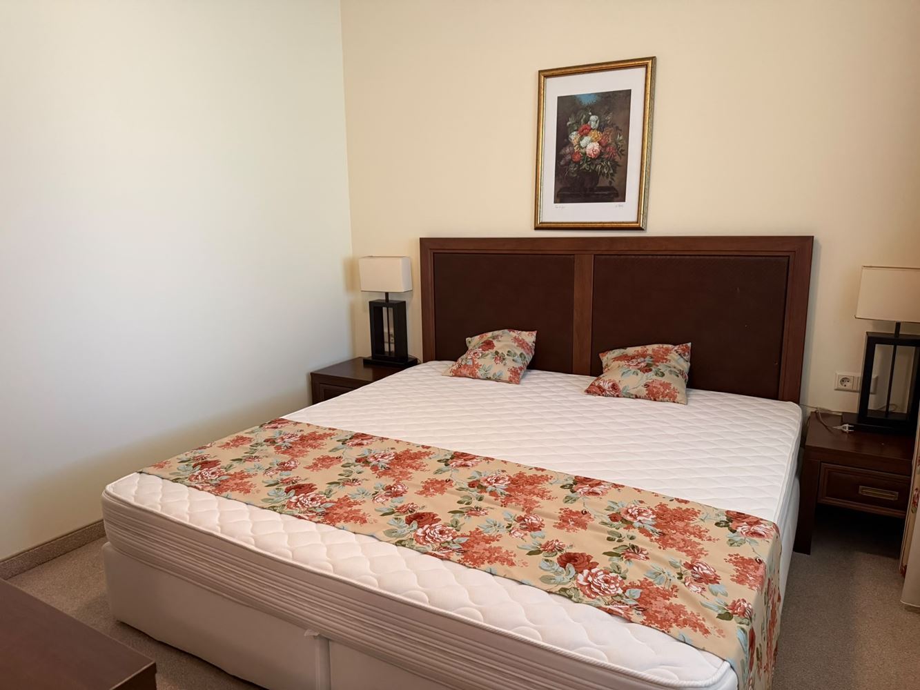 Przestronny apartament z jedną sypialnią w pierwszej linii brzegowej w Pomorie