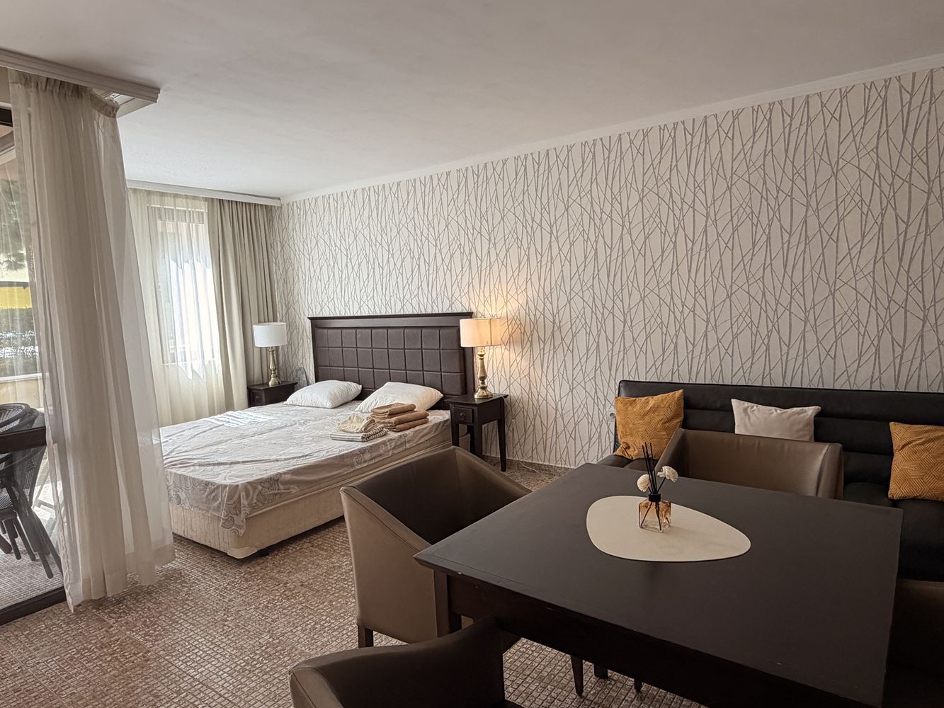 Ekskluzywne studio z ogrodem i bezpośrednim dostępem do basenu – 100 m od morza w Słonecznym Brzegu