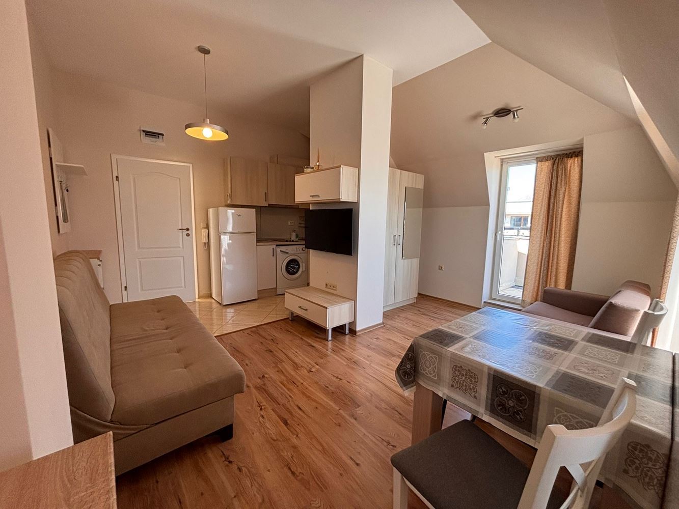  Eleganckie studio z panoramicznym tarasem w luksusowym kompleksie w Słonecznym Brzegu