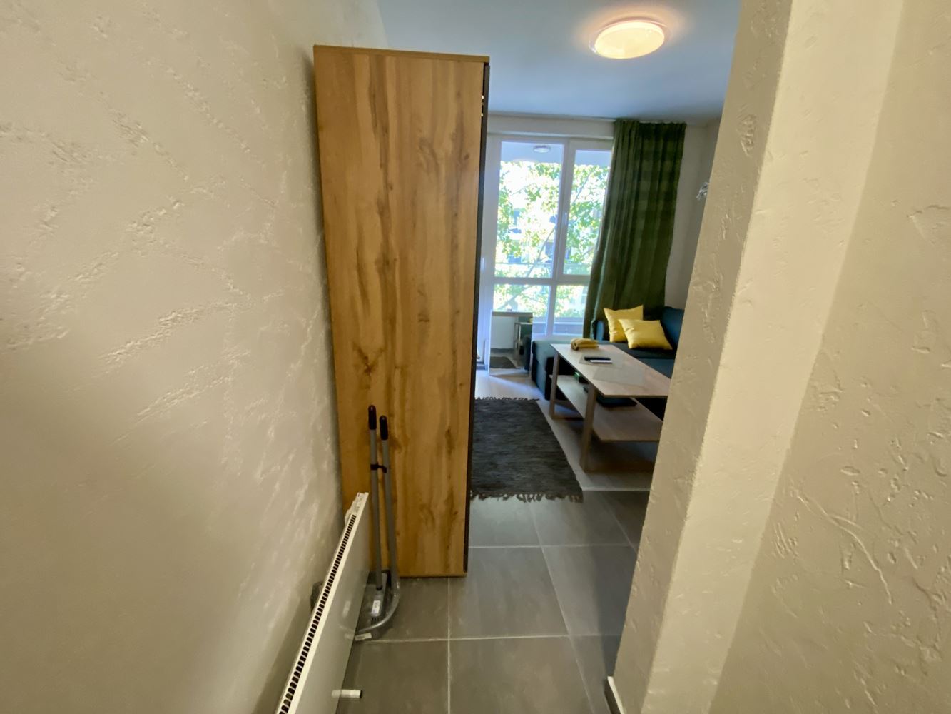 Umeblowane studio bez opłaty za utrzymanie w Słonecznym Brzegu – spokojna okolica i plaża w odległości spaceru