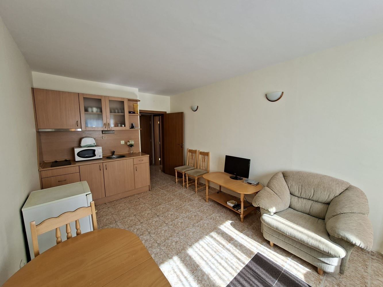 Apartament z jedną sypialnią 300 metrów od morza w Rawdzie – doskonała inwestycja i komfort dla całej rodziny