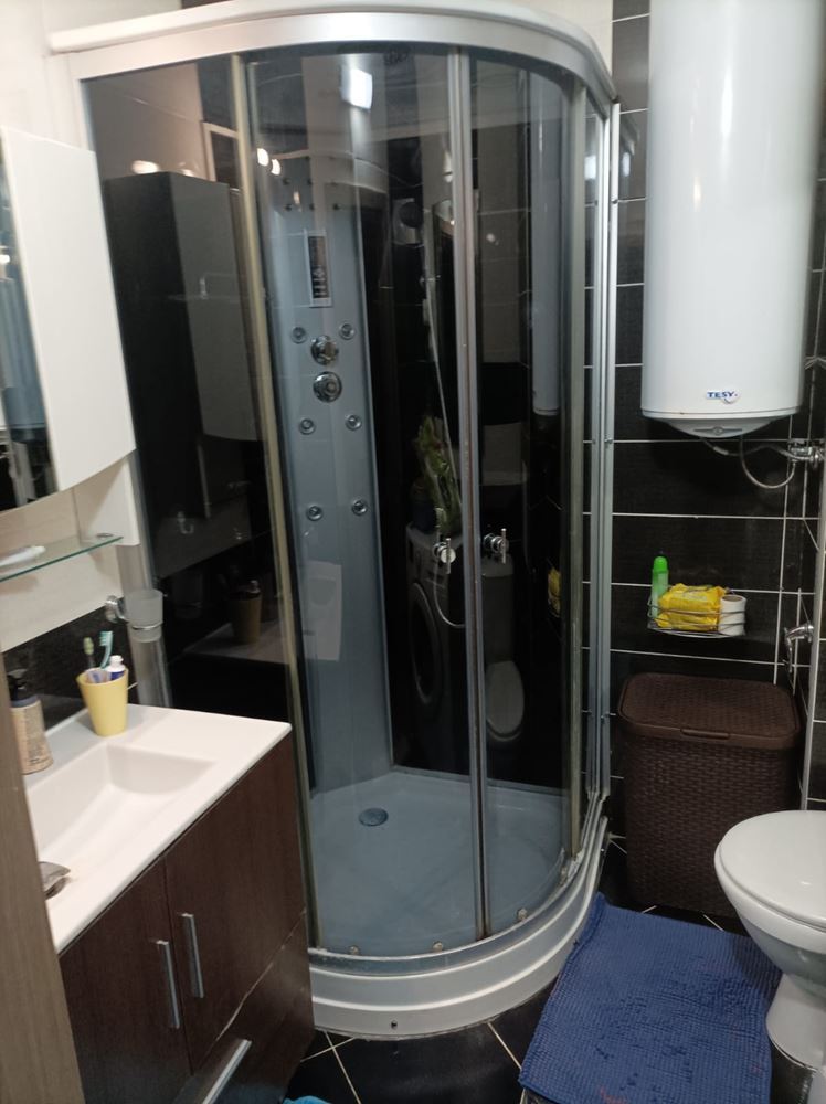 Apartament z jedną sypialnią i prywatnym ogródkiem w Słonecznym Brzegu – Twoja zielona oaza nad morzem