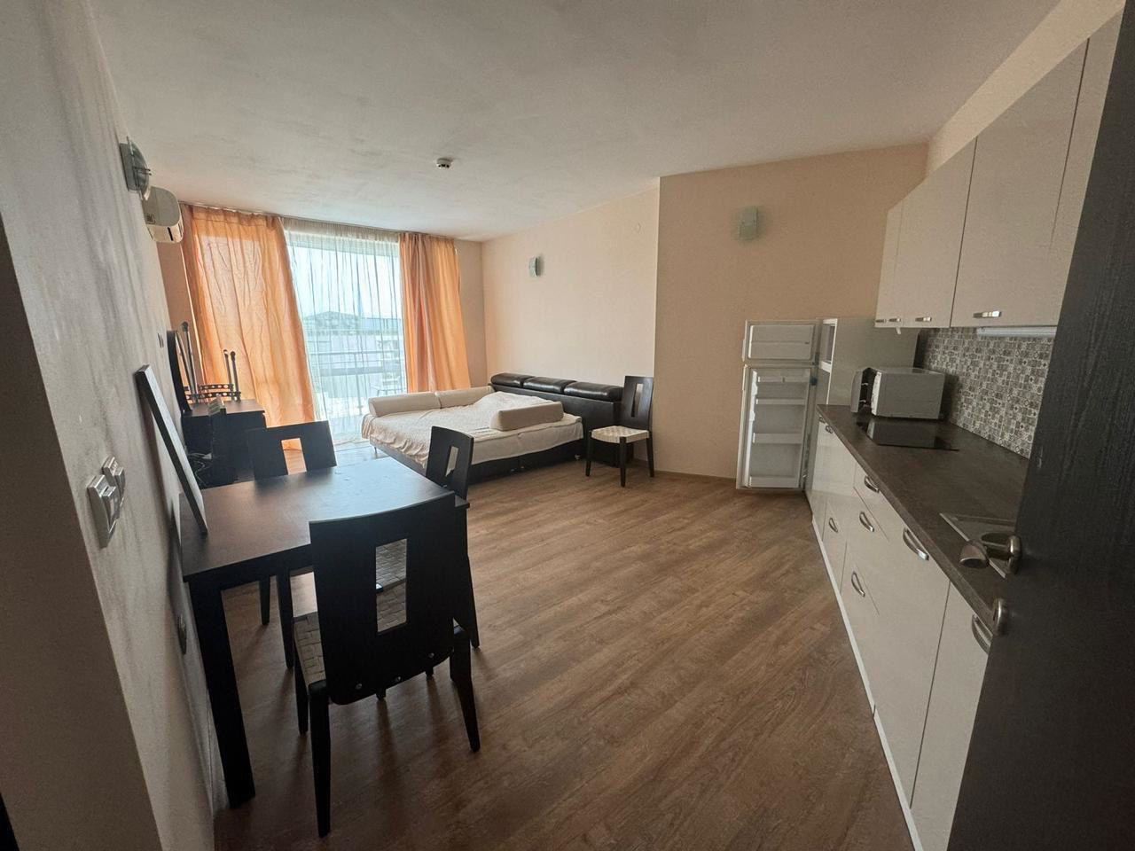 Eleganckie mieszkanie z jedną sypialnią w nowoczesnym kompleksie 200 m od plaży w Sarafowie – luksus, komfort i prestiżowa lokalizacja
