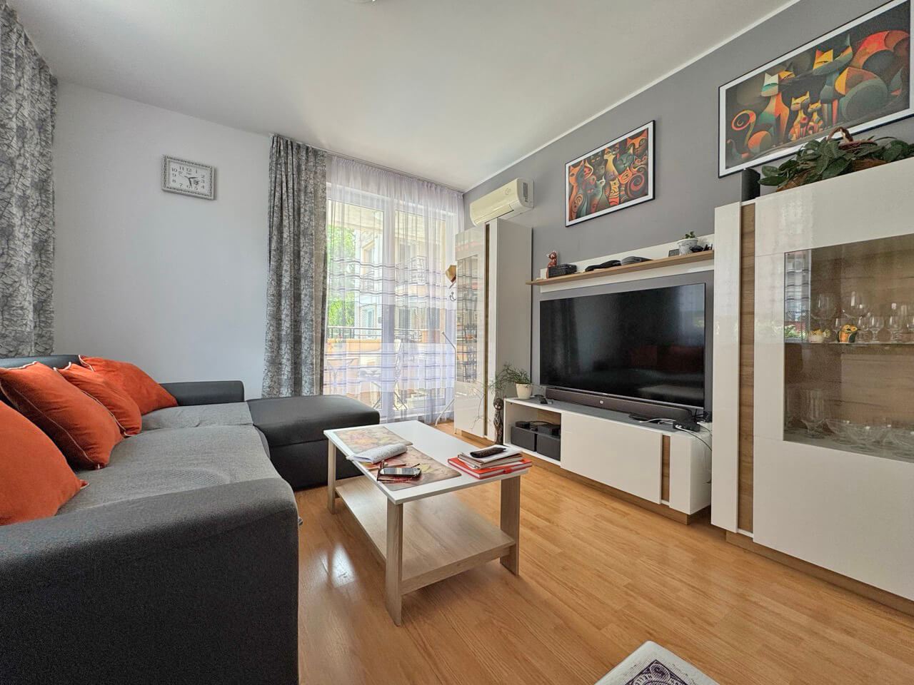 Luksusowy apartament z jedną sypialnią z widokiem na basen w prestiżowym kompleksie w Słonecznym Brzegu
