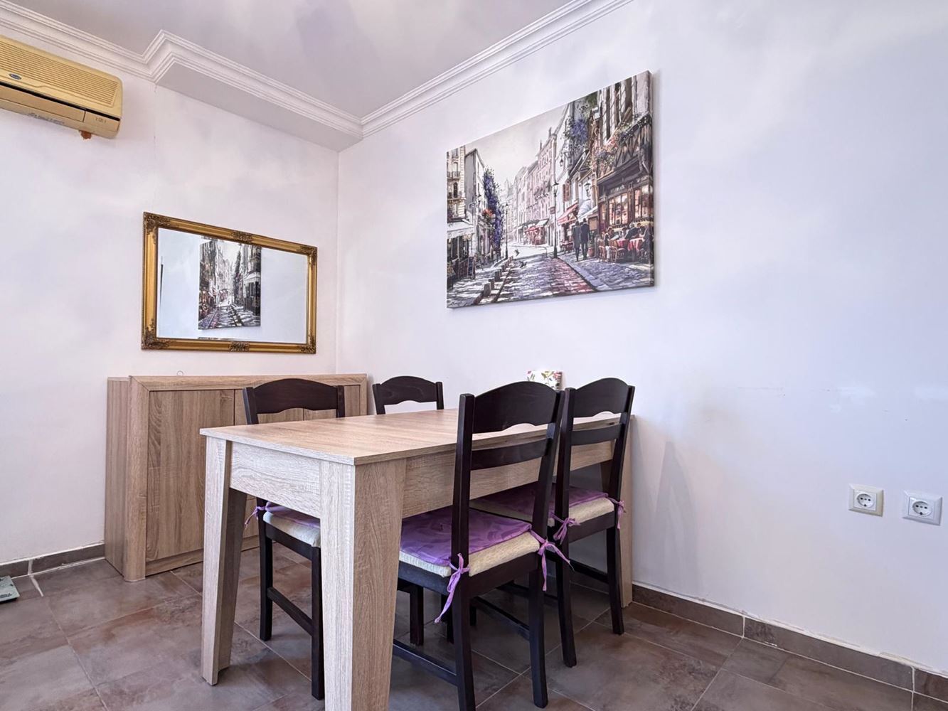 Komfortowe mieszkanie dwupokojowe z bezpośrednim dostępem do basenu – idealne do zamieszkania i inwestycji