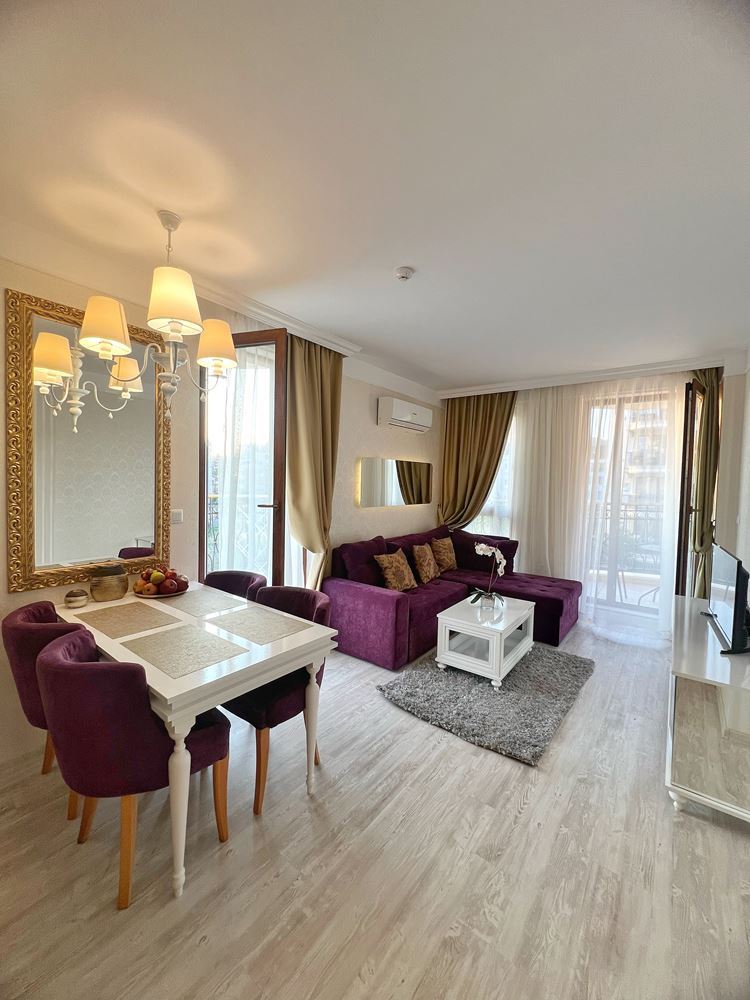 Luksusowy apartament z jedną sypialnią i widokiem na morze w prestiżowym kompleksie 200 metrów od plaży w Sveti Vlas