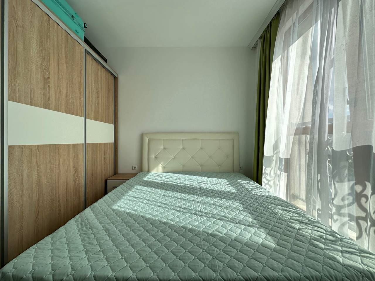 Trzypokojowe mieszkanie w elitarnym kompleksie w Sunny Beach – nowoczesny luksus, komfort i morska atmosfera