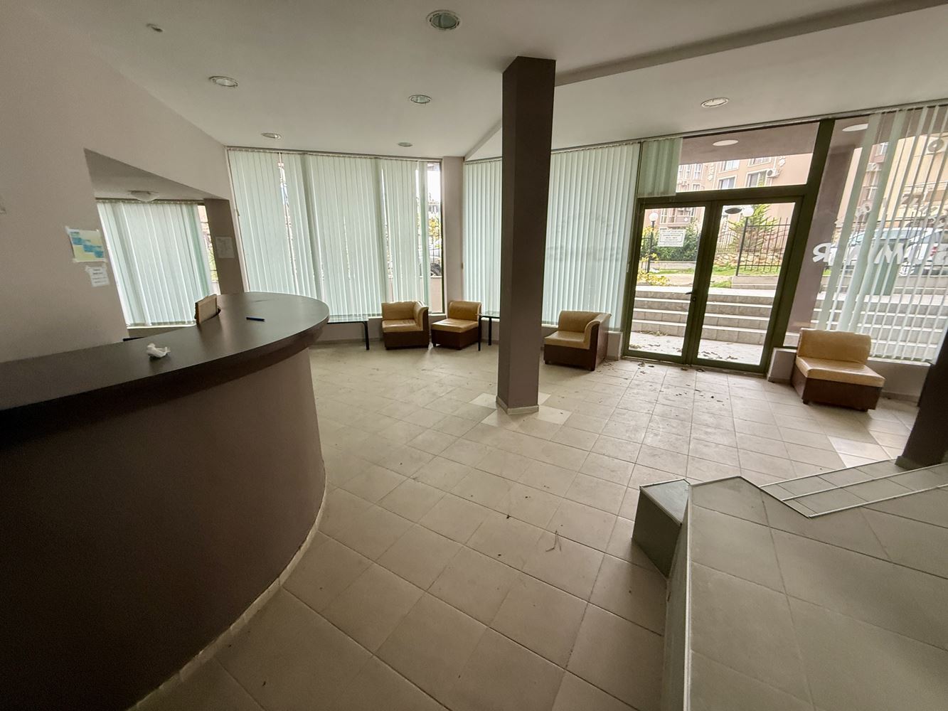 Przestronne mieszkanie z jedną sypialnią w cichej i atrakcyjnej lokalizacji w Ravdzie