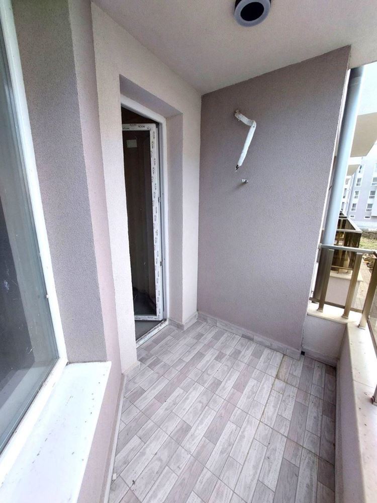 Kawalerka w nowej części Pomorie – doskonała okazja w budynku bez opłaty za utrzymanie