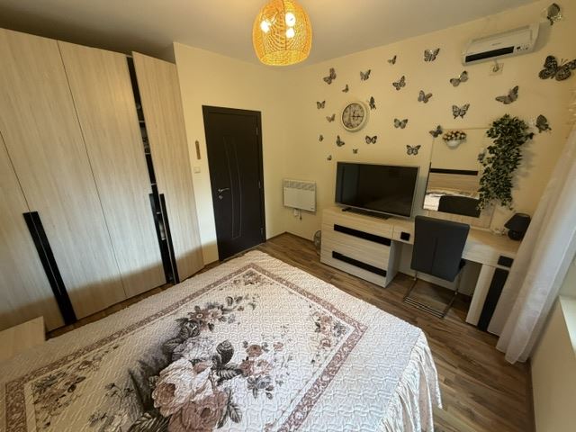 Przestronny apartament z trzema sypialniami, blisko morza, z doskonałą infrastrukturą kompleksu
