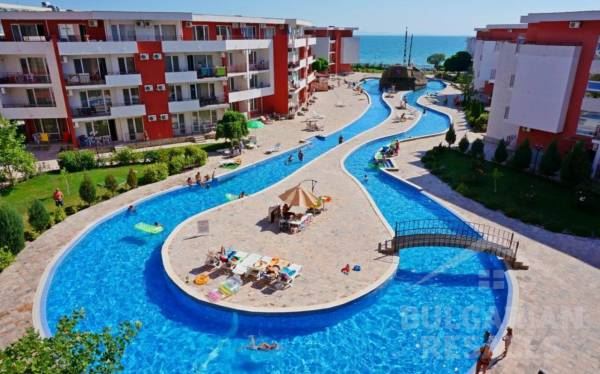Piękny apartament w pierwszej linii brzegowej w prestiżowym kompleksie w pobliżu Elenite i Świętego Własu
