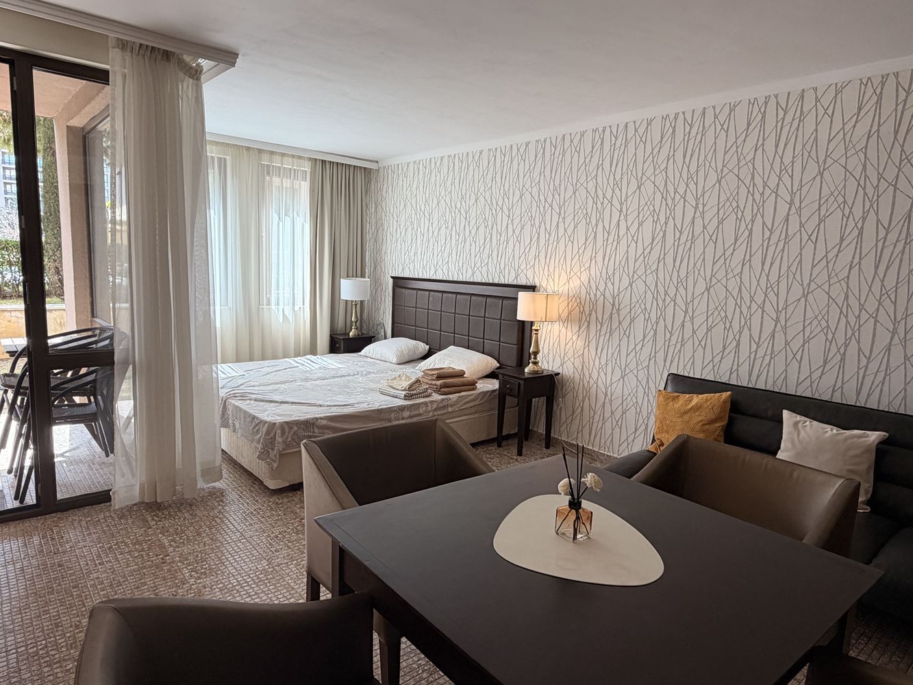 Ekskluzywne studio z ogrodem i bezpośrednim dostępem do basenu – 100 m od morza w Słonecznym Brzegu