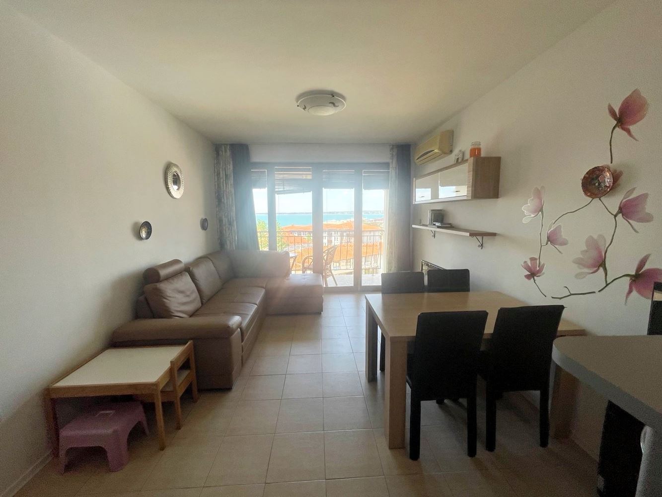 Przestronny apartament z widokiem na morze w Świętym Własie