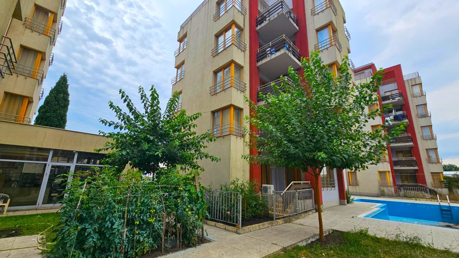 Apartament z dwiema sypialniami bez opłaty za utrzymanie, tuż obok supermarketu