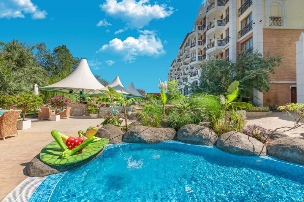 Apartament z jedną sypialnią z widokiem na park i basen w prestiżowym kompleksie w Słonecznym Brzegu