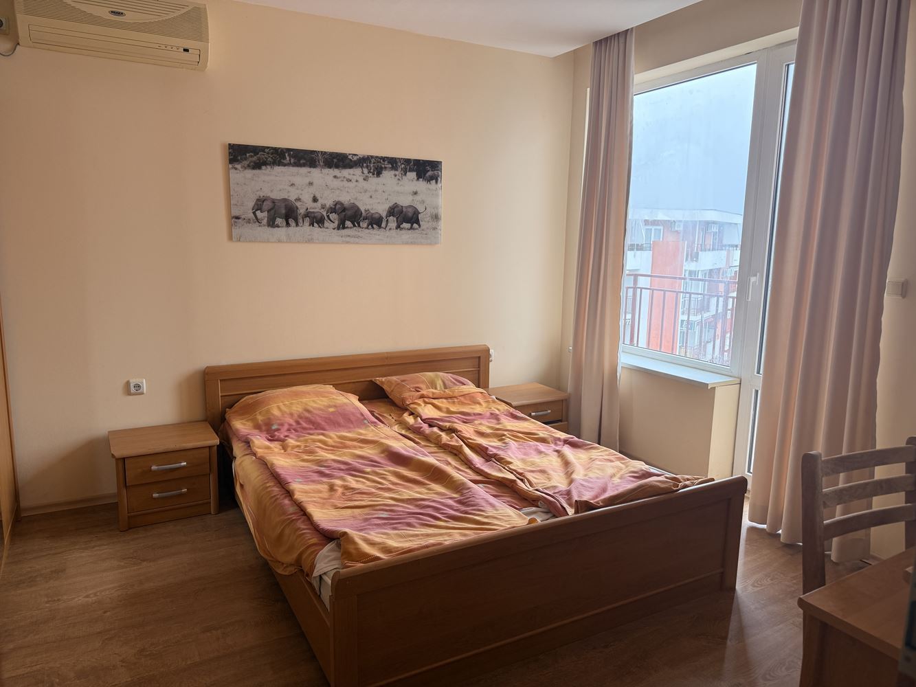 Dwupokojowy apartament w pierwszej linii z bezpośrednim widokiem na morze – Słoneczny Brzeg