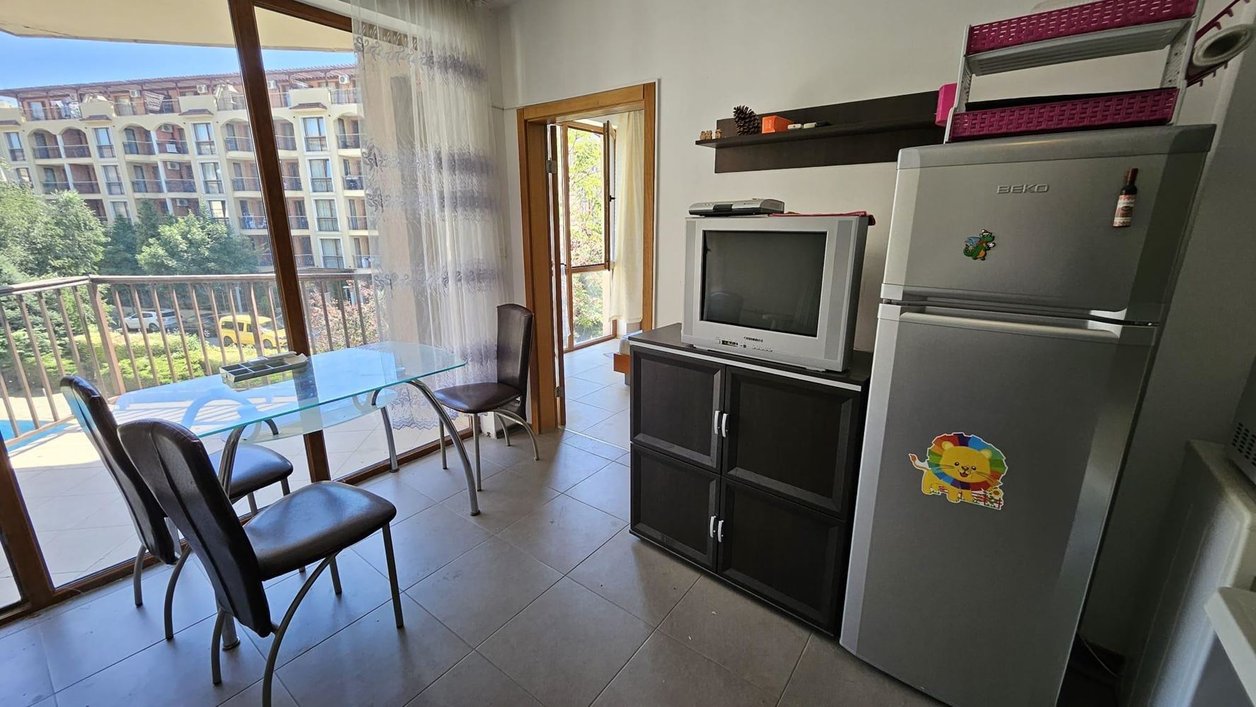 Apartament w kompleksie w Słonecznym Brzegu z basenem, restauracją i niską opłatą za utrzymanie