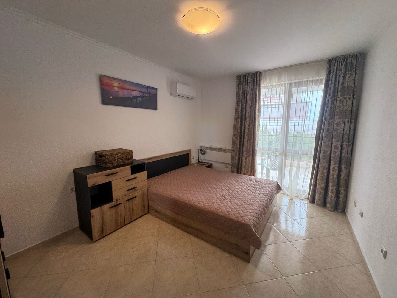 Apartament z jedną sypialnią w zamkniętym kompleksie w Aheloju – w pełni umeblowany i gotowy do zamieszkania