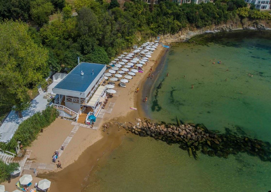 Pierwsza linia brzegowa w Czernomorcu – studio z widokiem na morze