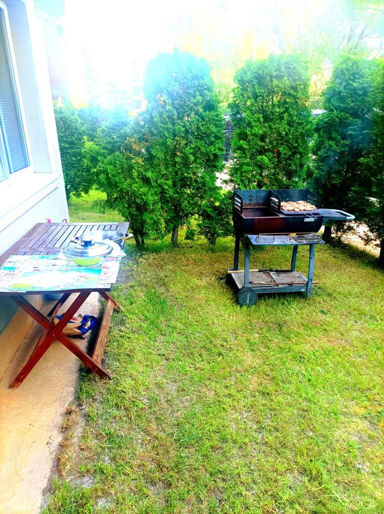 Apartament z jedną sypialnią i prywatnym ogródkiem w Słonecznym Brzegu – Twoja zielona oaza nad morzem