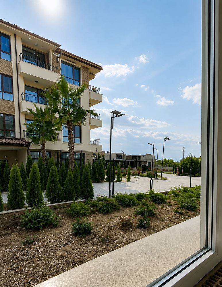 Apartament z prywatnym ogródkiem 100 m od morza w Sarafowie – nowa inwestycja, przed Aktem 15