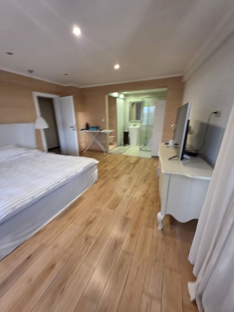 Nessebar: luksusowe mieszkanie z dwiema sypialniami i panoramicznym widokiem na morze – 183 m² przestrzeni, komfortu i stylu