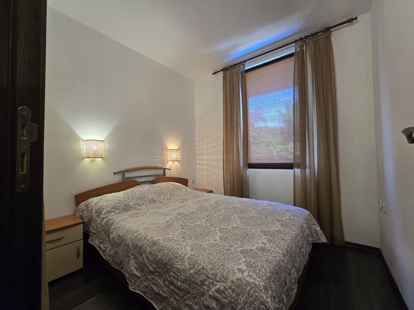 Apartament z jedną sypialnią w sercu Sozopola – bez opłaty za utrzymanie