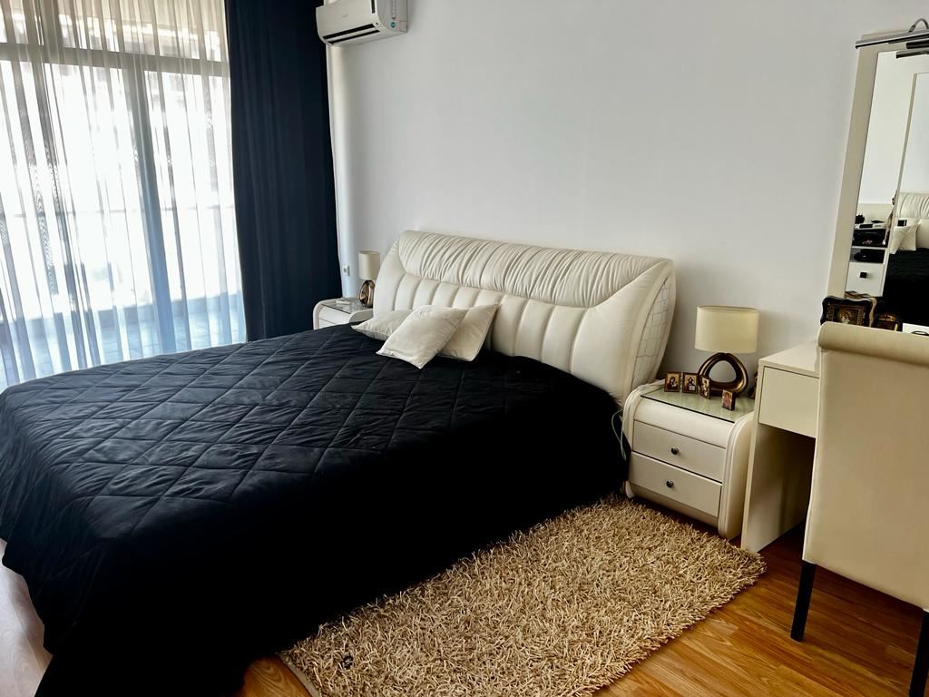 Przytulne mieszkanie 2-pokojowe z panoramicznym widokiem na morze i góry w Sveti Vlas
