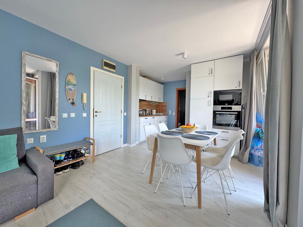 Stylowy apartament z jedną sypialnią w prestiżowym kompleksie w Słonecznym Brzegu – całkowicie odnowiony i gotowy do zamieszkania