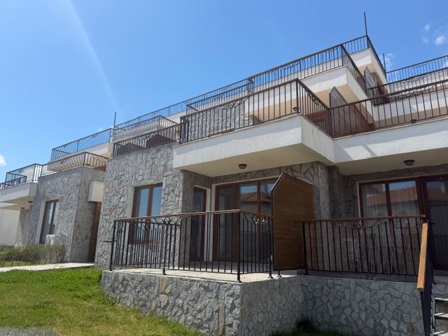 Studio z widokiem na morze w luksusowym kompleksie w Aheloy – komfort, styl i relaks