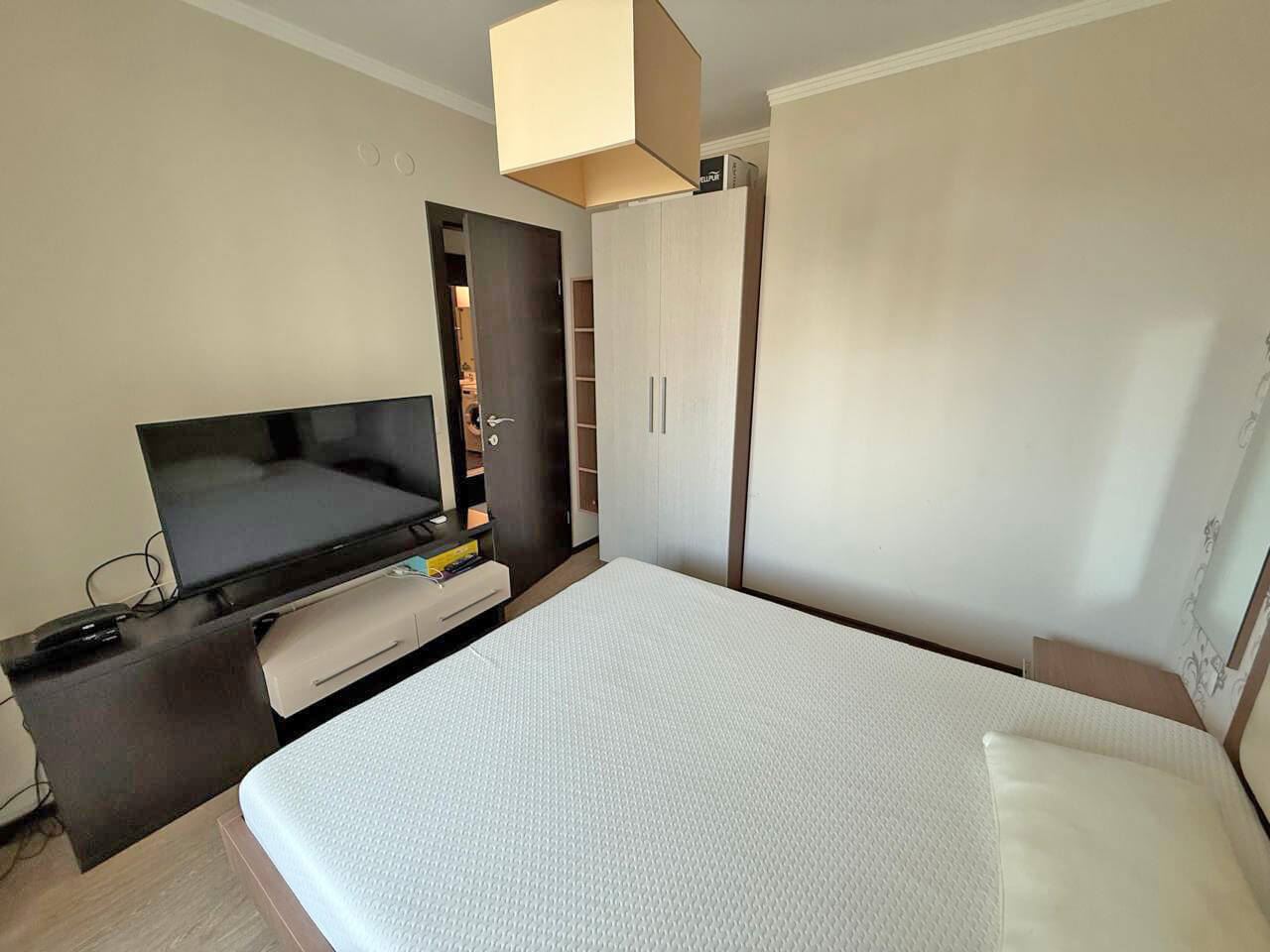 Elegancki apartament z jedną sypialnią w Świętym Własie – komfort, spokój i śródziemnomorski styl blisko morza