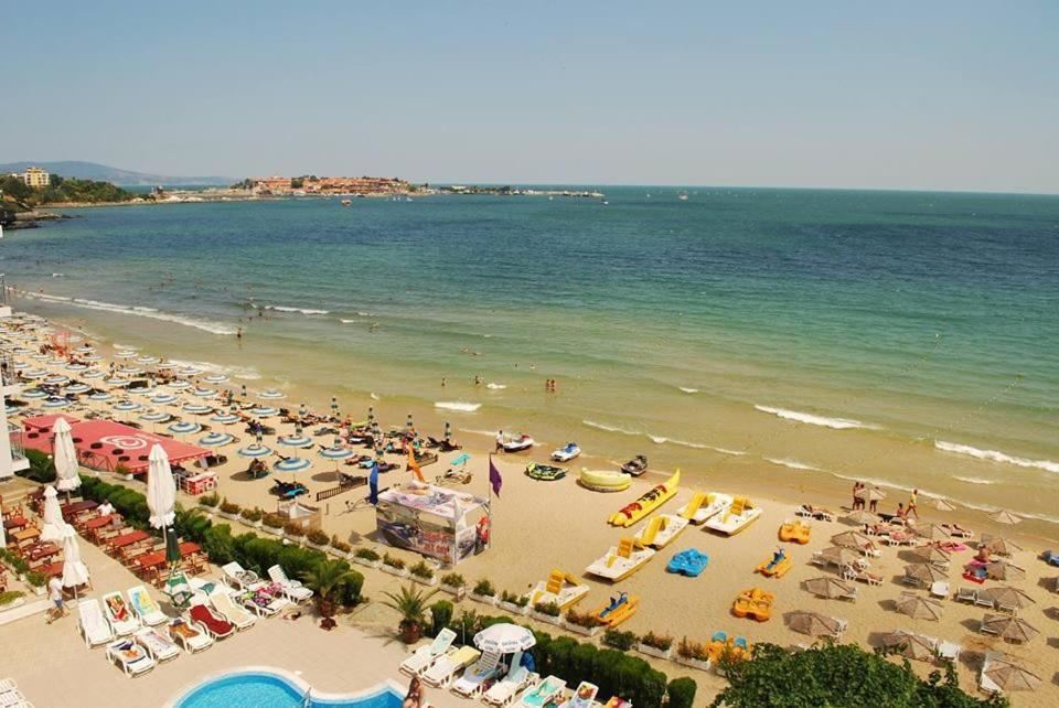 Kompaktowe i całkowicie odnowione mieszkanie z jedną sypialnią w pobliżu hotelu Vigo