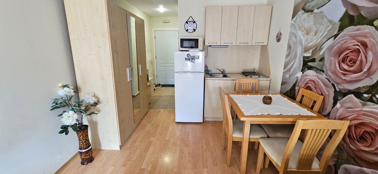  Stylowe studio z tarasem i doskonałymi udogodnieniami w Słonecznym Brzegu