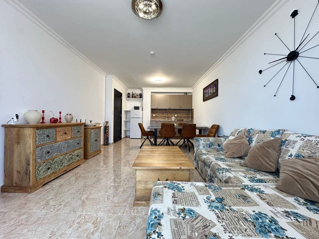 Apartament z dwiema sypialniami i widokiem na morze, 200 m od plaży w Świętym Własie