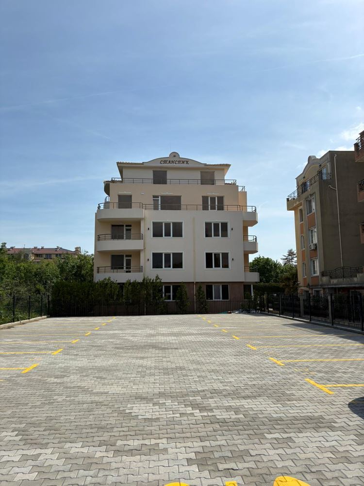 Apartament z jedną sypialnią w Pomorie – nowa inwestycja, parter, niska opłata eksploatacyjna i doskonała lokalizacja