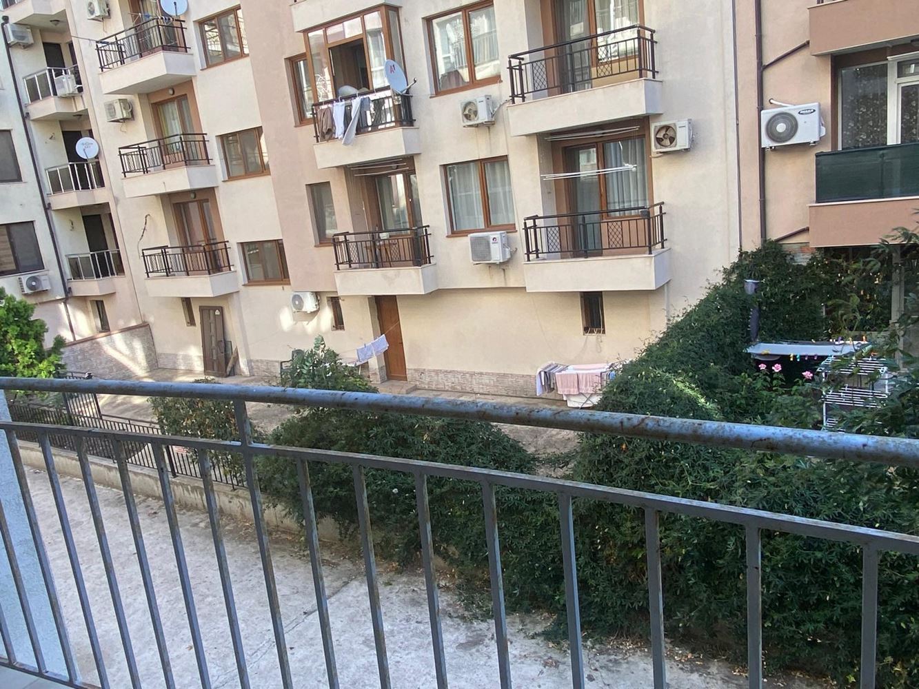 Umeblowany apartament z jedną sypialnią 50 m od morza w Pomorie
