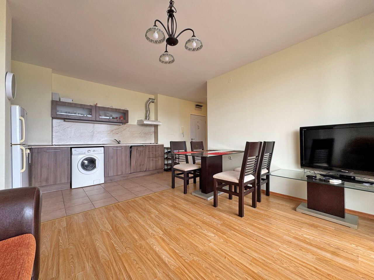 Mieszkanie z jedną sypialnią w Słonecznym Brzegu – przytulność, komfort i pełnia życia nad morzem